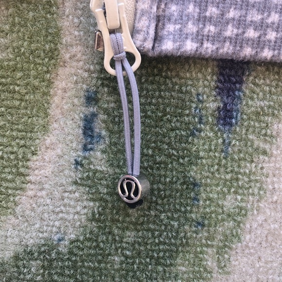 Lululemon scuba jacket - Picture 2 of 5